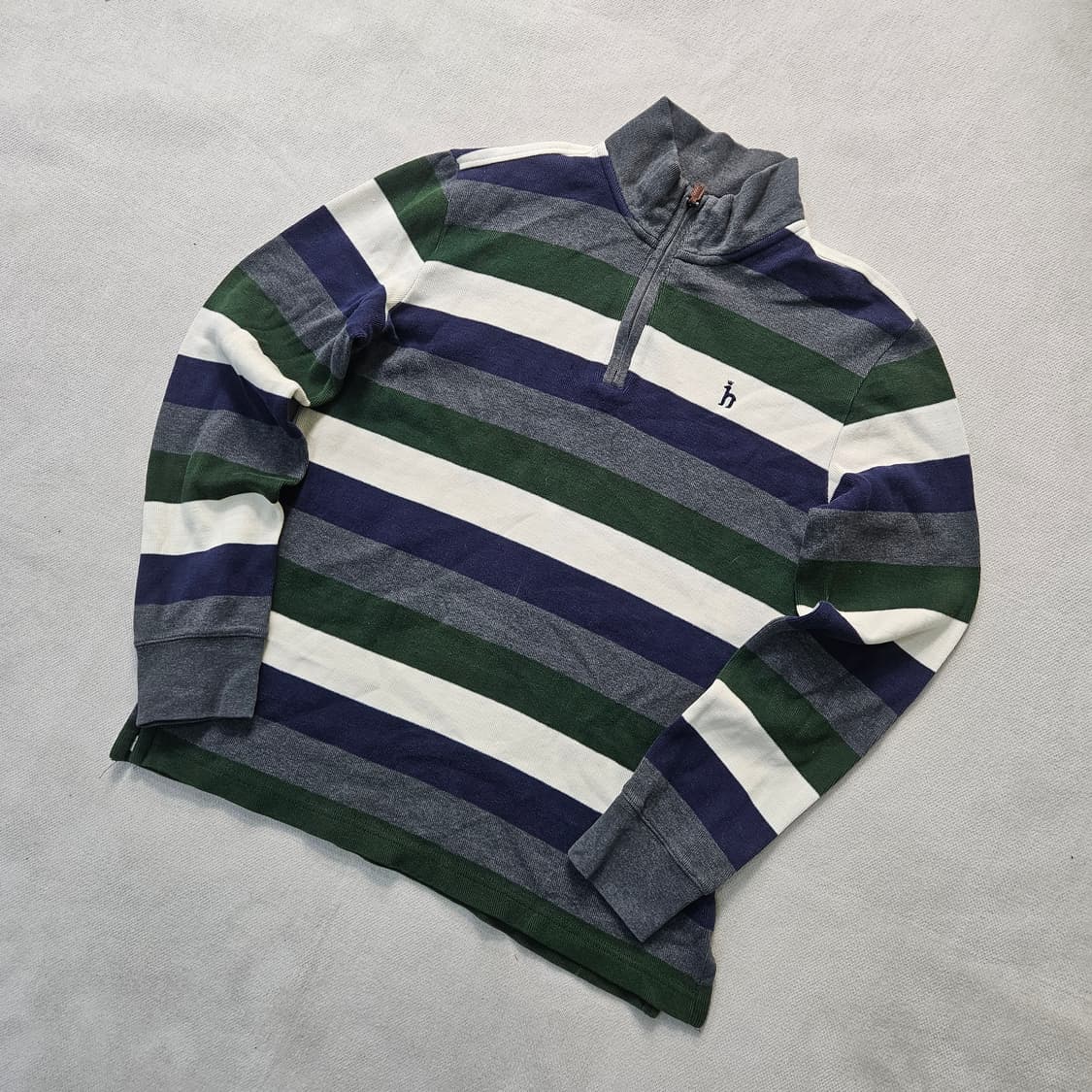 100 헤지스 스트라이프 하프 집업 니트 0327Y 상품이미지1