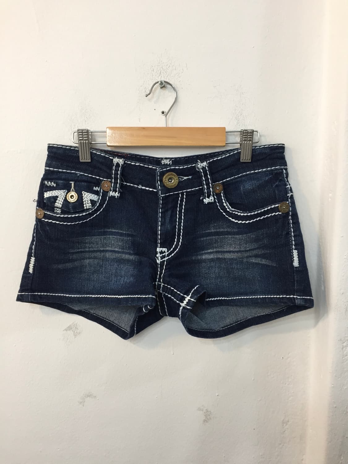 트루릴리전 조이 슈퍼티 숏팬츠 27 상품이미지4