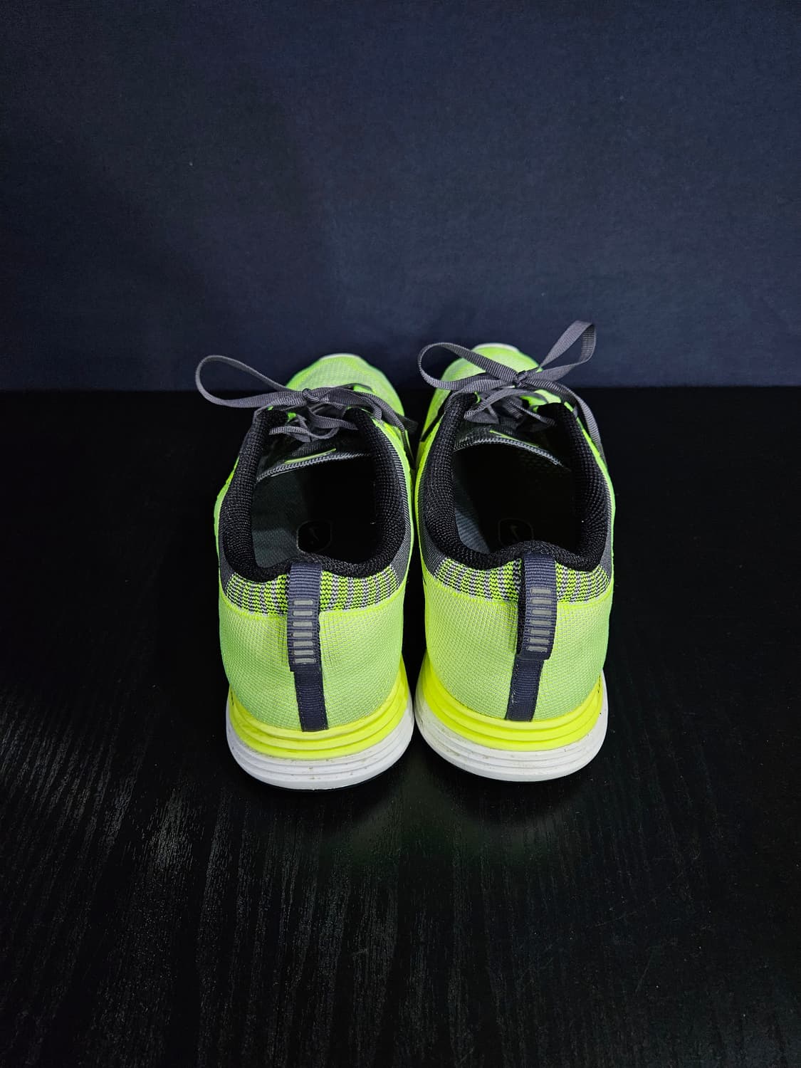 나이키 플라이트 루나 야광 남성 275 스니커즈 런닝화  상품이미지3