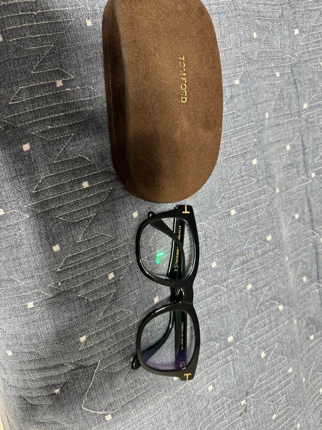 톰포드 안경 상품이미지2