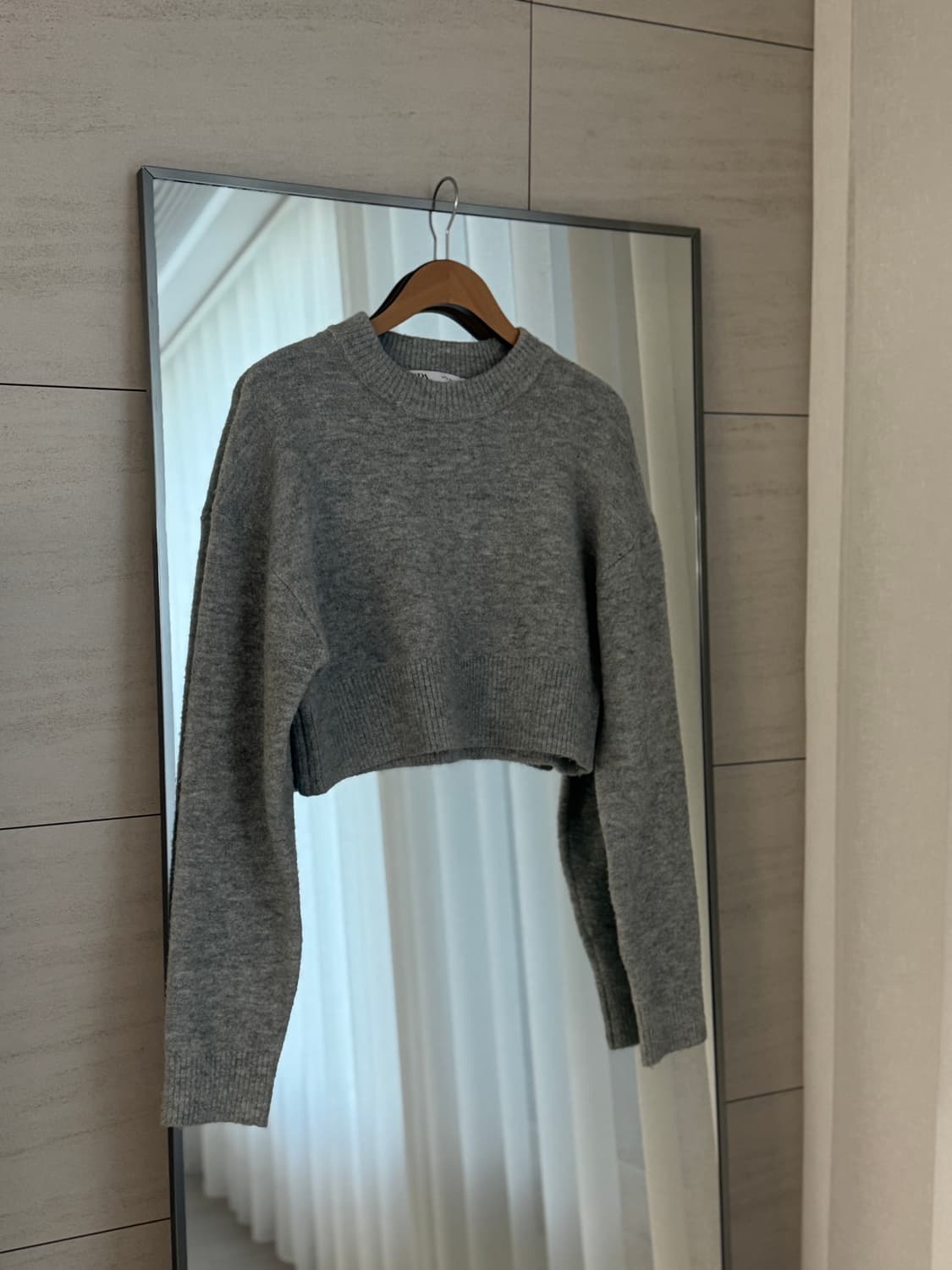 자라(zara) 울 부클 크롭 니트 상품이미지10