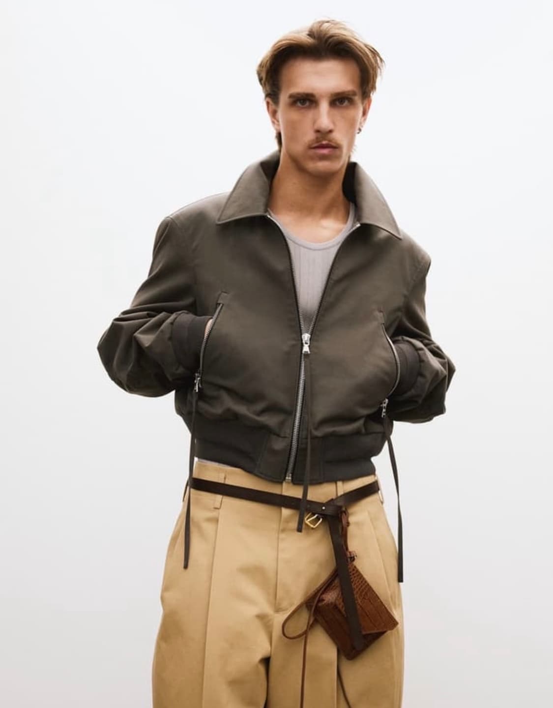 [L] 렉토(RECTO) 25SS 커브드 지퍼 블루종 점퍼 (그레이)  상품이미지1