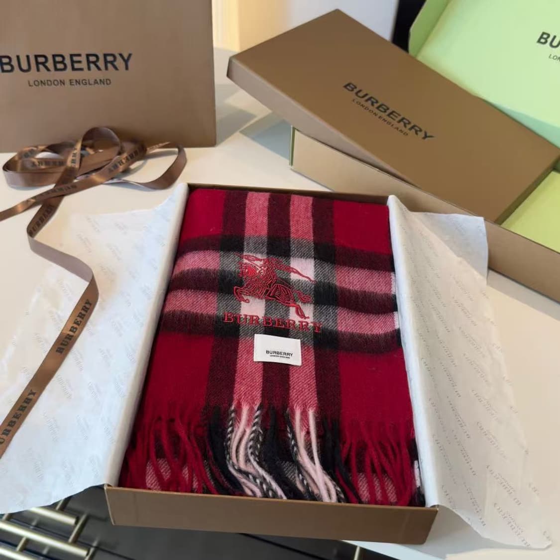 버버리숙녀 리버서블 스카프
 상품이미지1