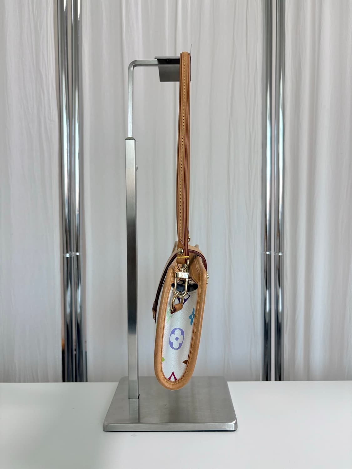 루이비통 멀티컬러 셜리백 상품이미지3
