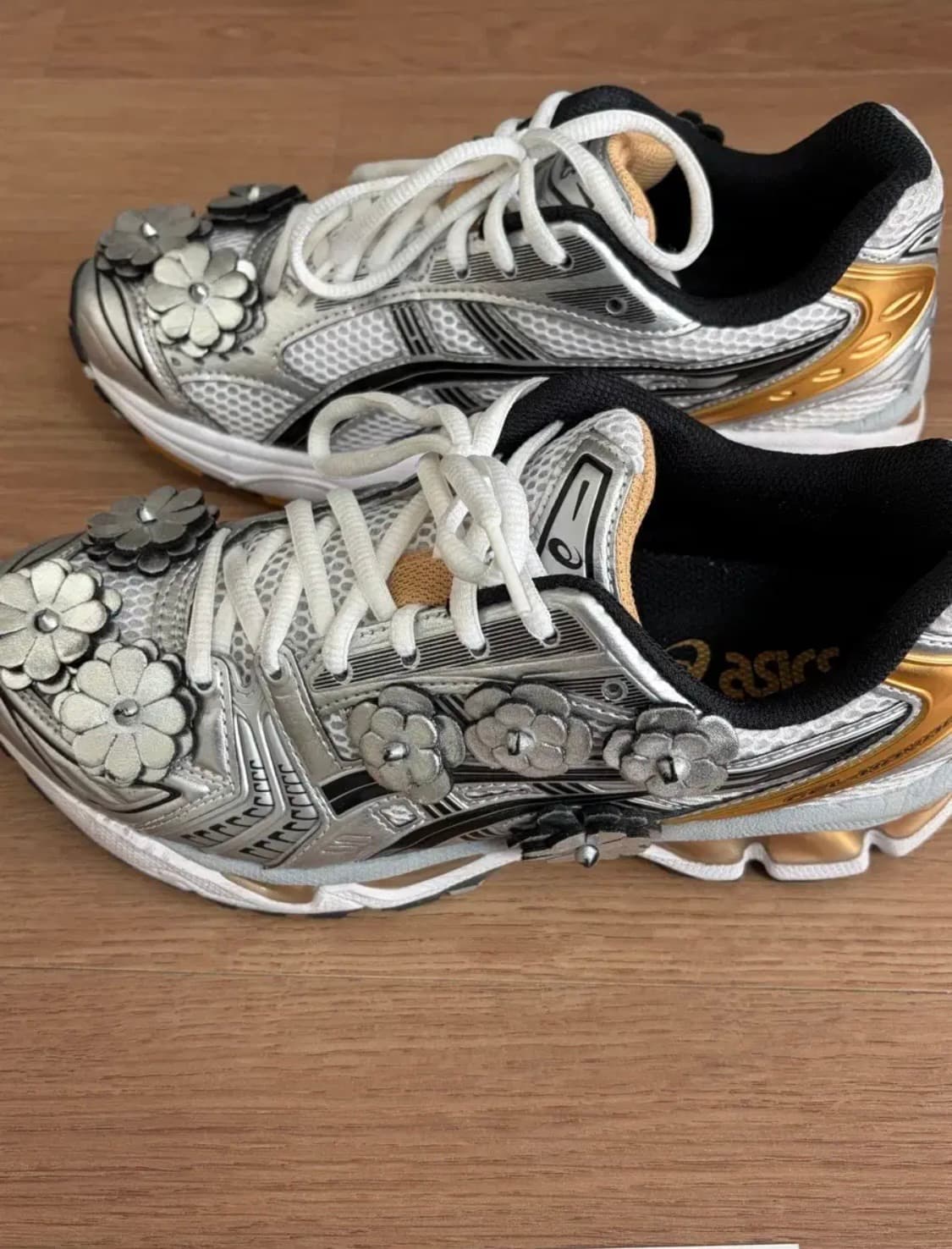 세실리아 반센 X 아식스 젤 카야노14 운동화 상품이미지5