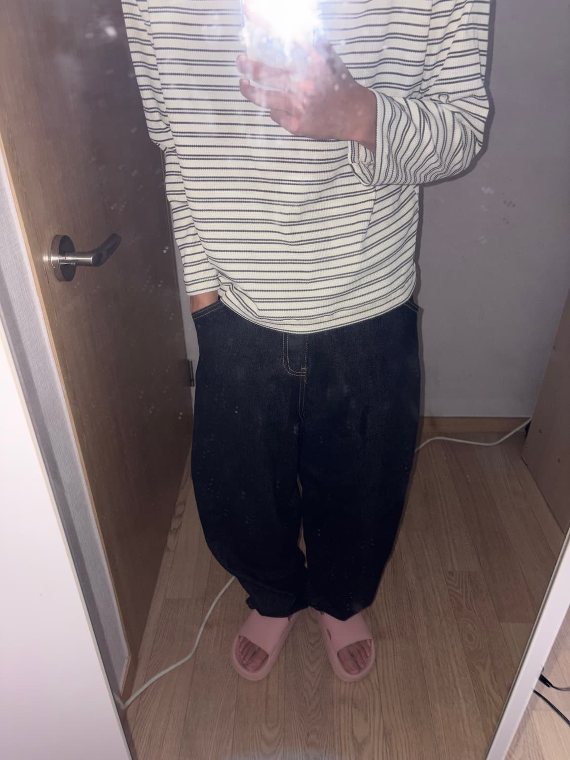 스웨이드 배기 데님 입니다! 상품이미지3