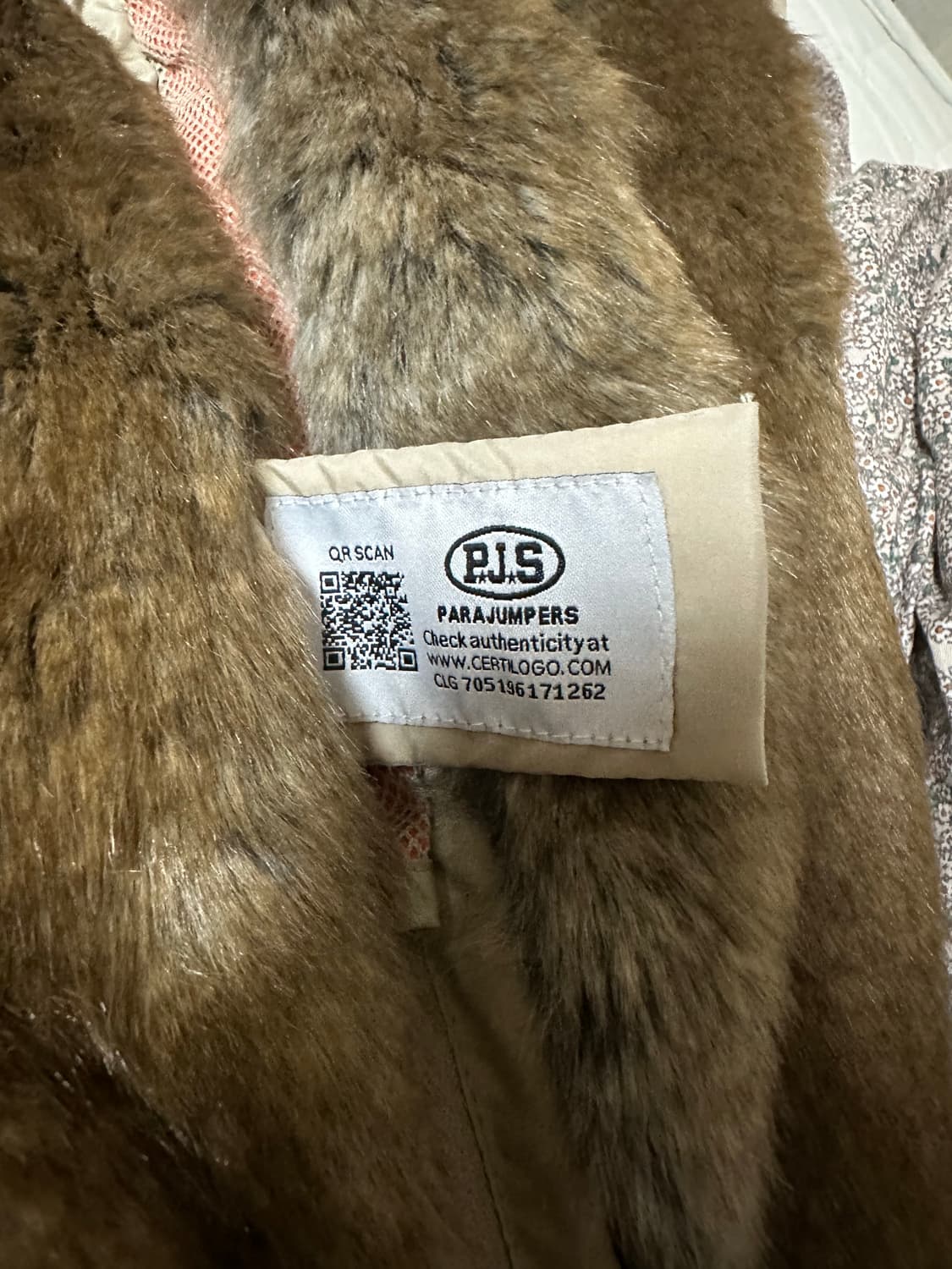 [정품] 파라점퍼스 샌드 모스코 여성 패딩점퍼 M사이즈 상품이미지5