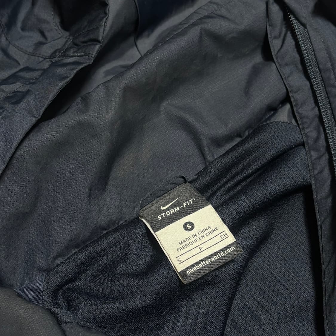 S 나이키 바르셀로나 스톰핏 네이비 후드 바람막이  상품이미지4