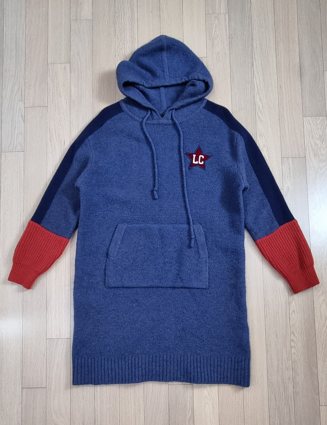 럭키슈에뜨 후드 니트 원피스 Free _ 여성 상품이미지1