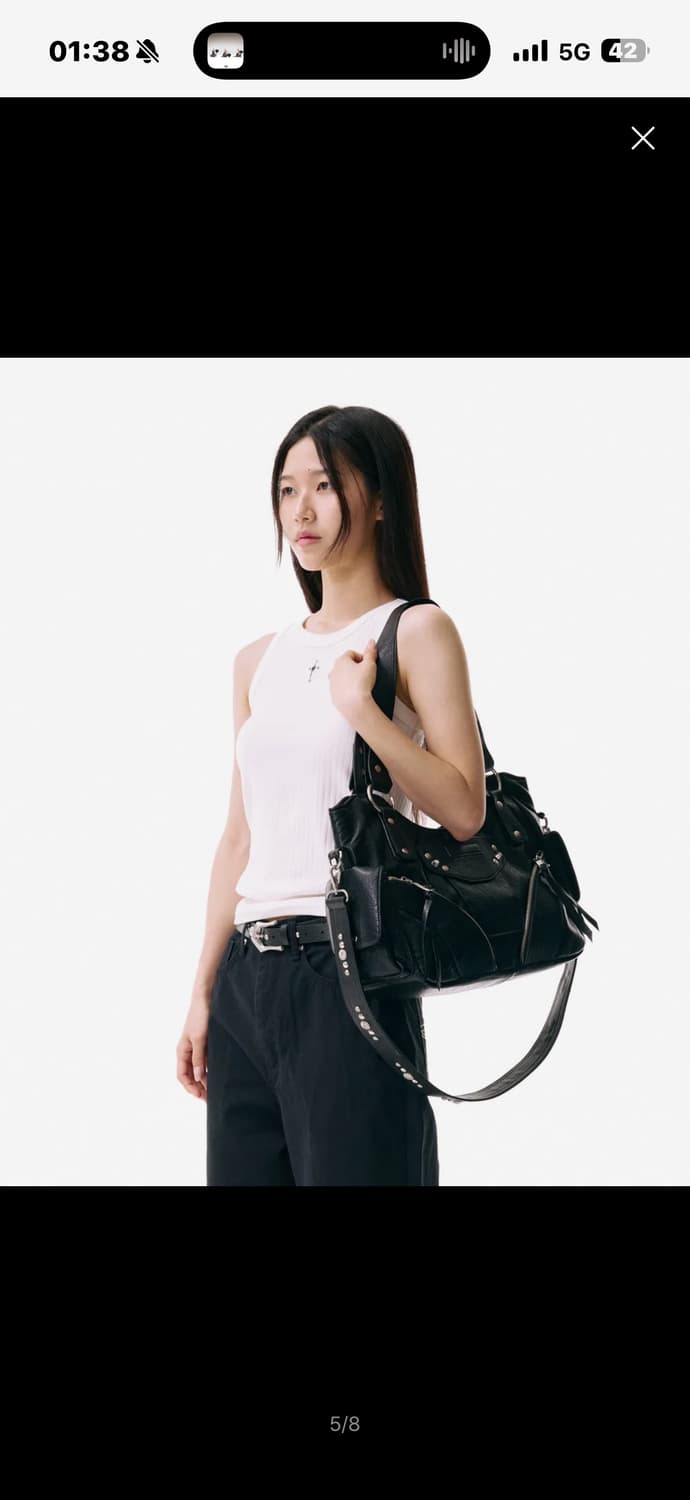 Studded Leather Shoulder Bag (Black) 상품이미지2