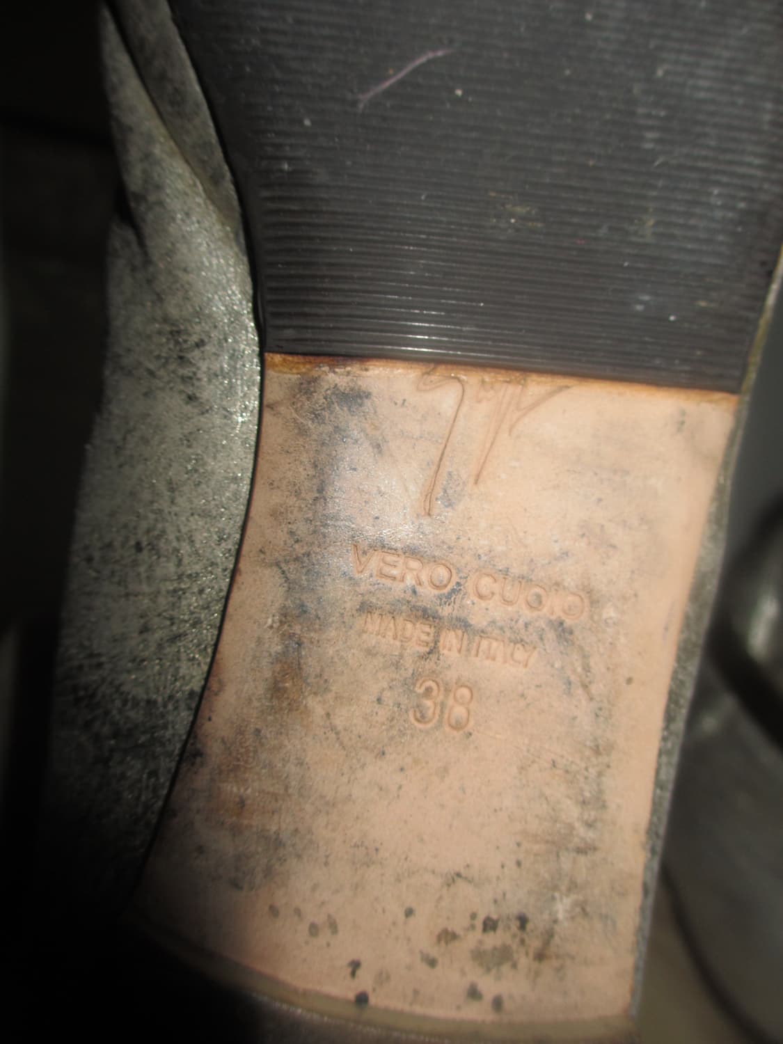 쥬세페자노티 메탈릭 골드 숏 부츠 대장 상품이미지4