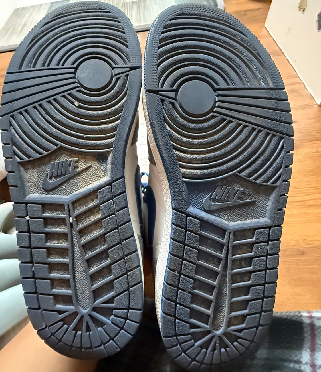 나이키 조던1 미드 상품이미지6