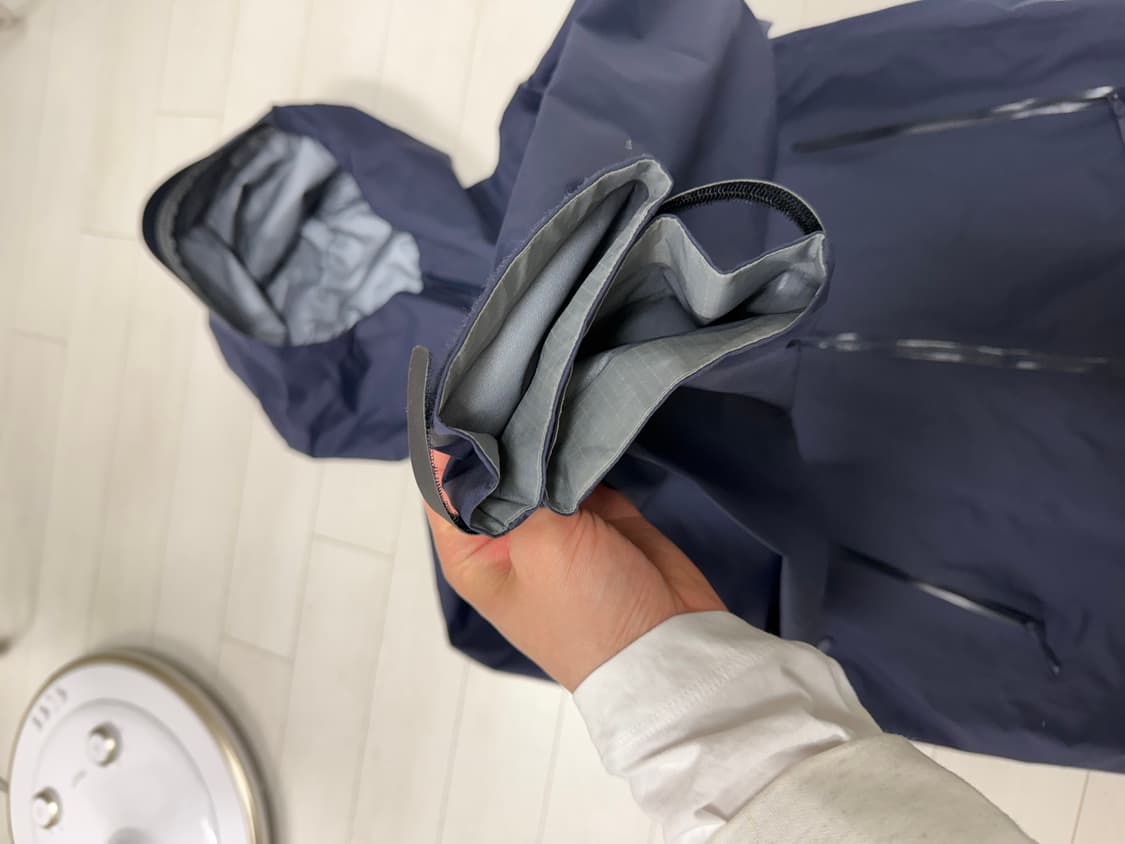 아크테릭스 베타 sl M 사이즈 블랙 사파이어  사진 찍고 절대 안입습니 상품이미지2