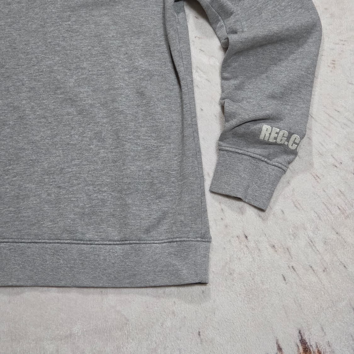 버커루 그레이 맨투맨 상품이미지6