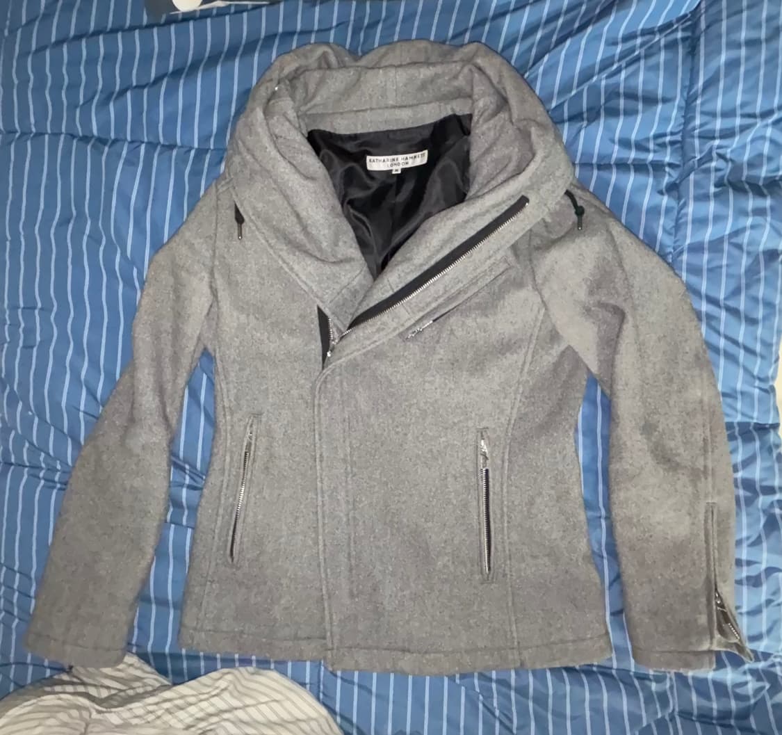 케서린 햄넷 비대칭 사선 자켓 상품이미지1