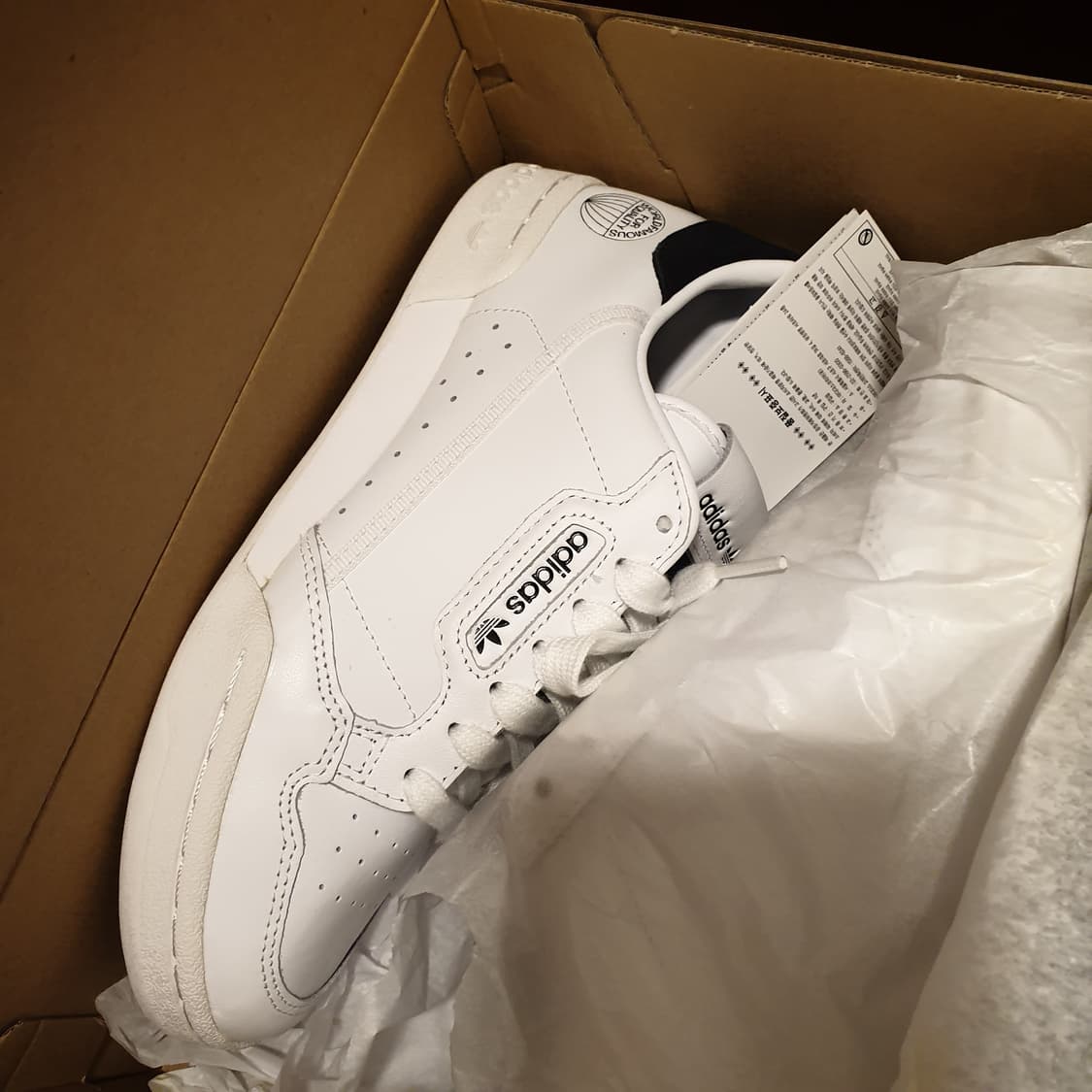 새상품) 아디다스 컨티넨탈80 스니커즈  상품이미지1