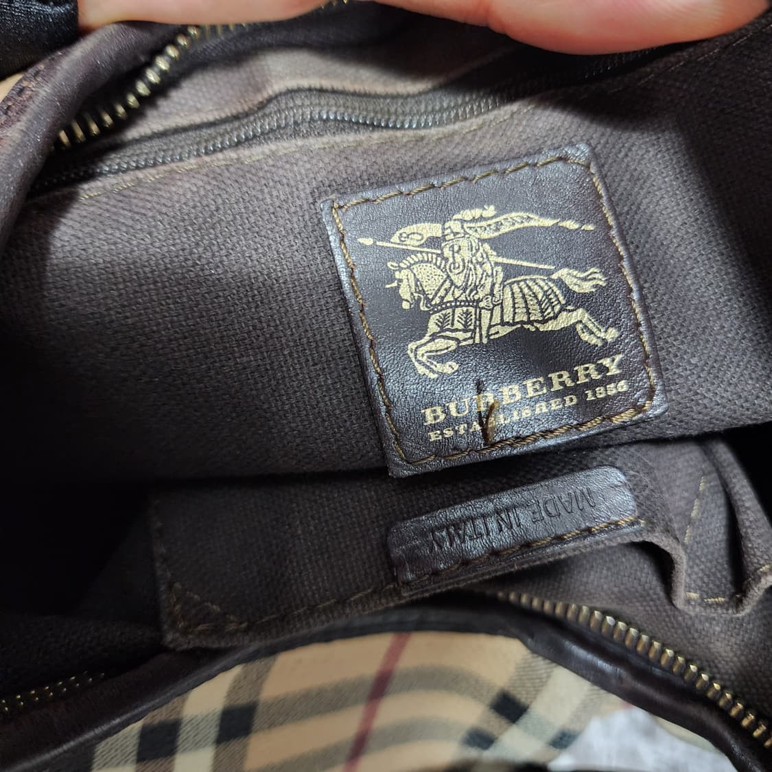 버버리 노바체크 호보백 숄더백 상품이미지10