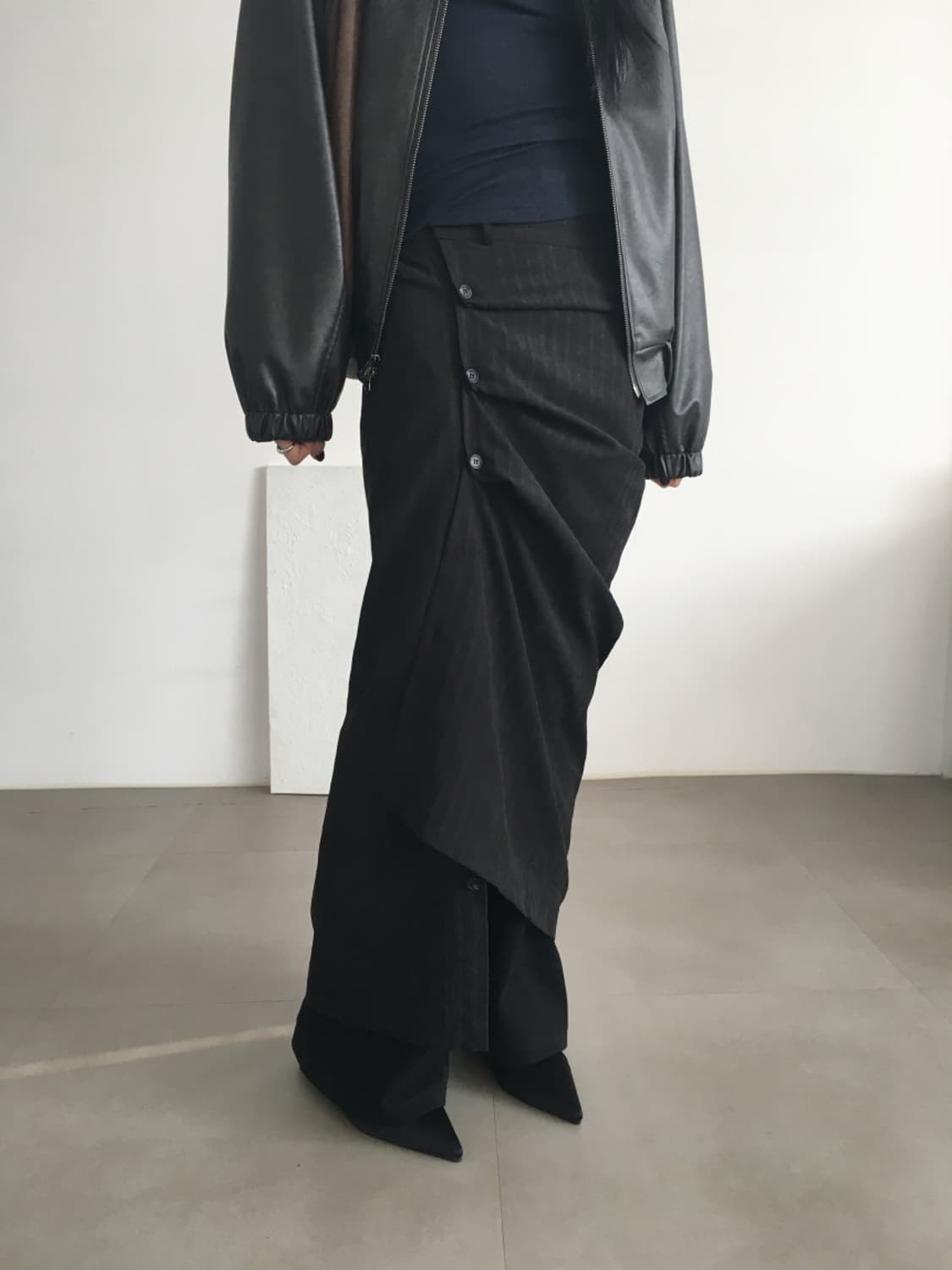 버튼 스트라이프 롱스커트 상품이미지1