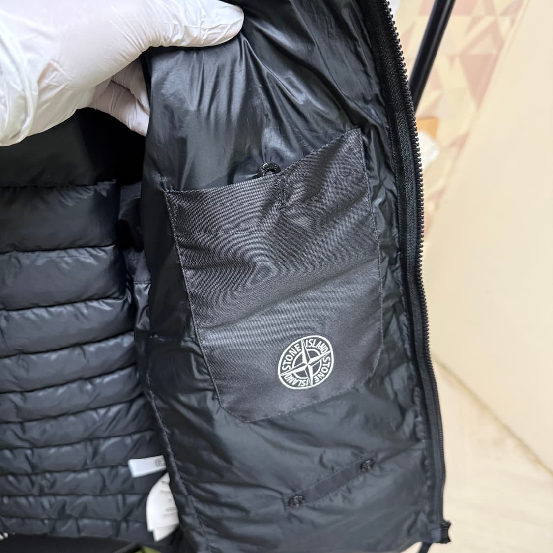 스톤아일랜드 42725 R-나일론 텔라 후드 블루종 경량패딩 상품이미지6
