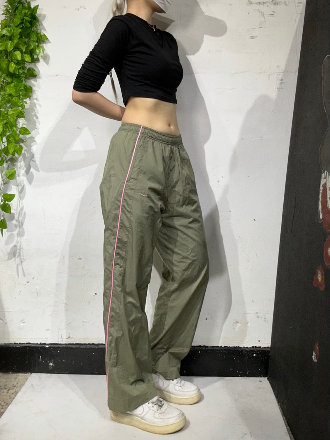 나이키 카키 와이드 핑크 사이드 라인 로고 트랙 팬츠 추리닝 바지 M 상품이미지1