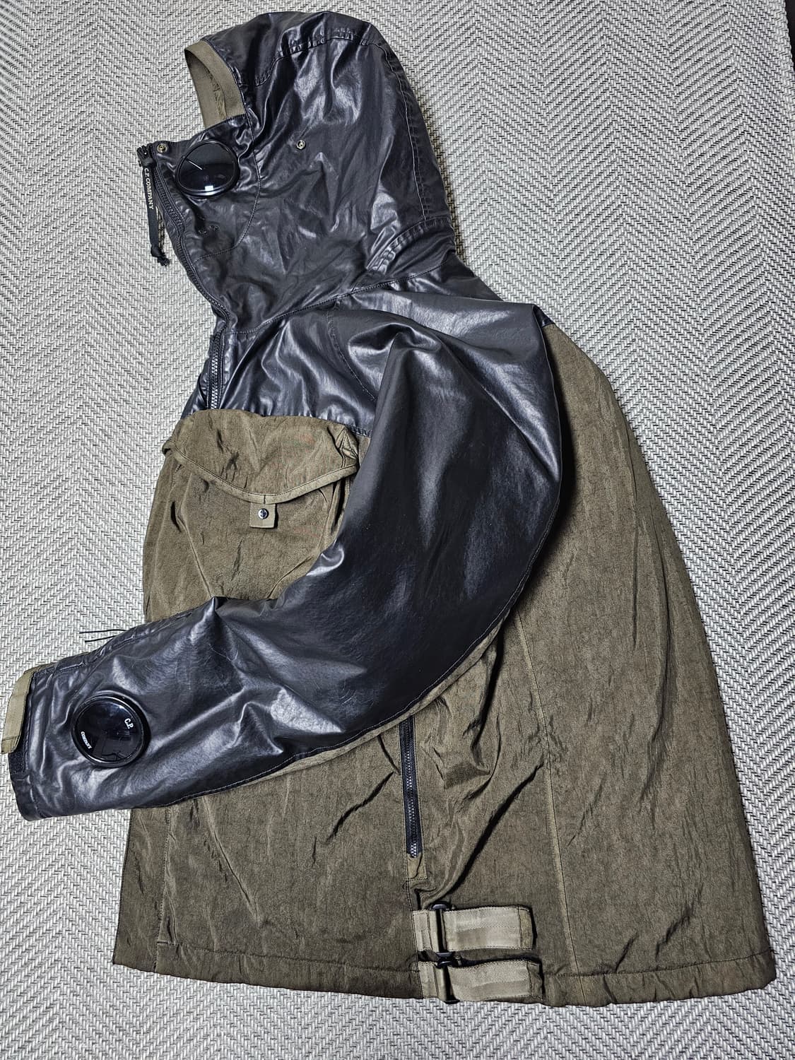C.P컴퍼니 QUARTZ LA MILLE EXPLORER JACKET 상품이미지4