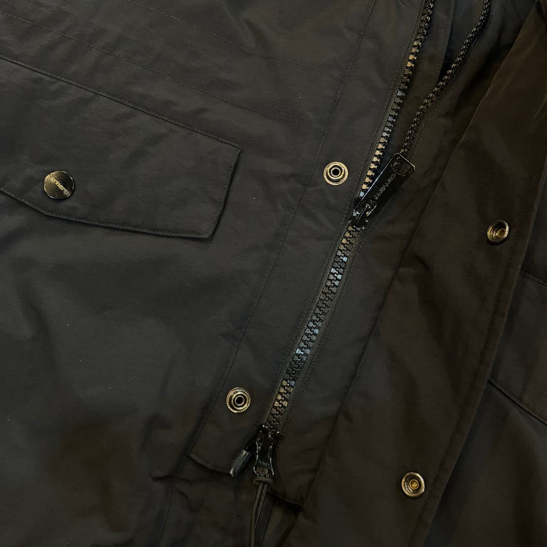 칼하트 패딩 검정 상품이미지5