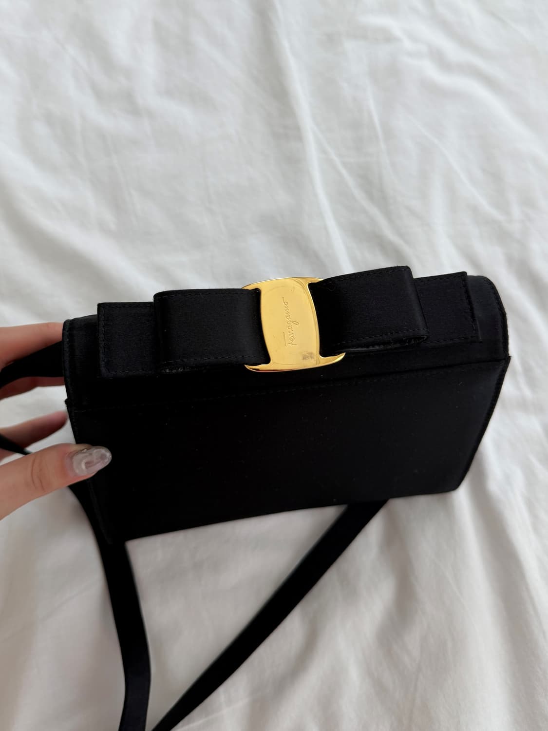 [Ferragamo] Vara Bow Ribbon crossbag 상품이미지4
