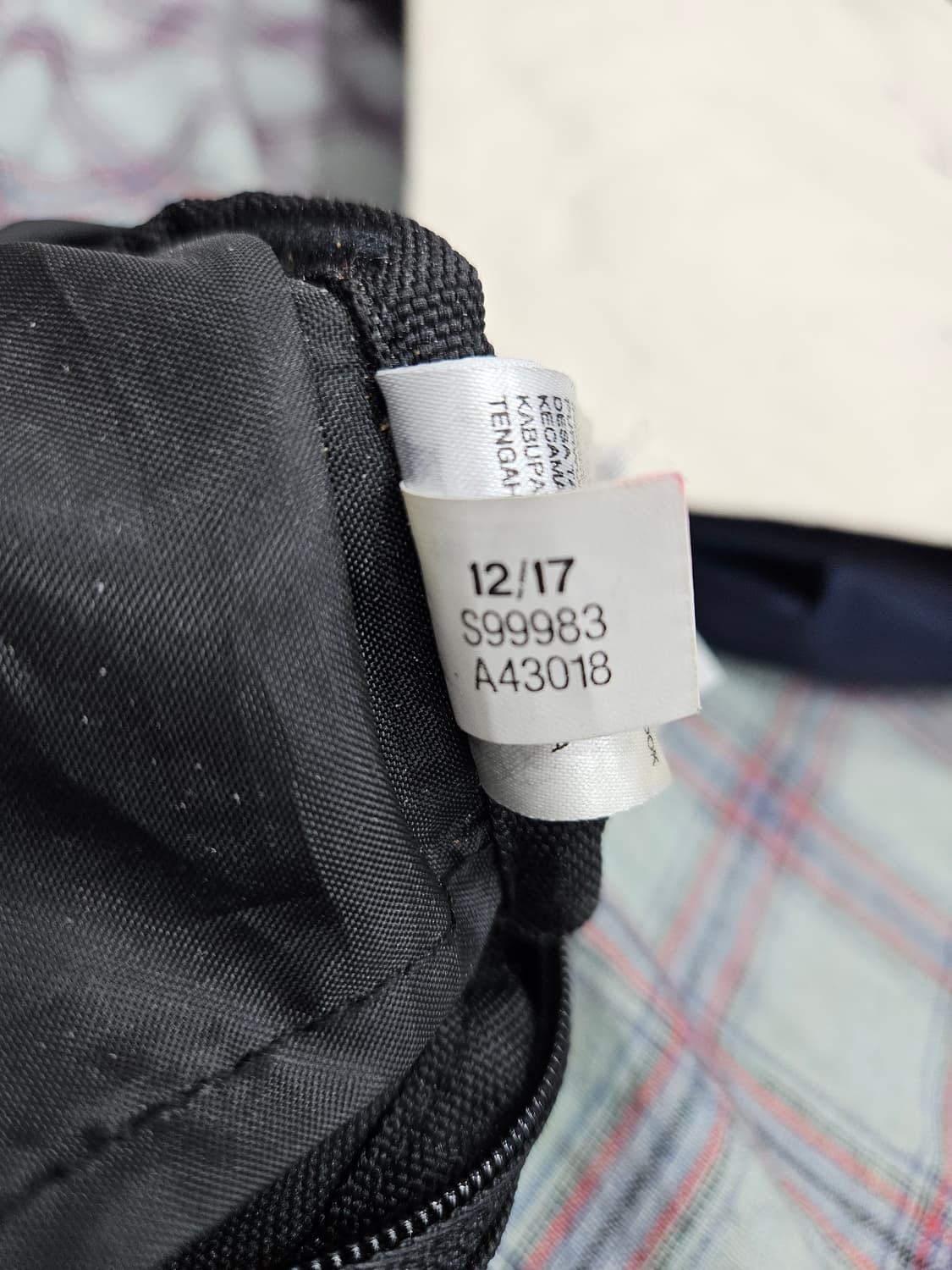 아디다스(Adidas) 로고 블랙 힙색 상품이미지4