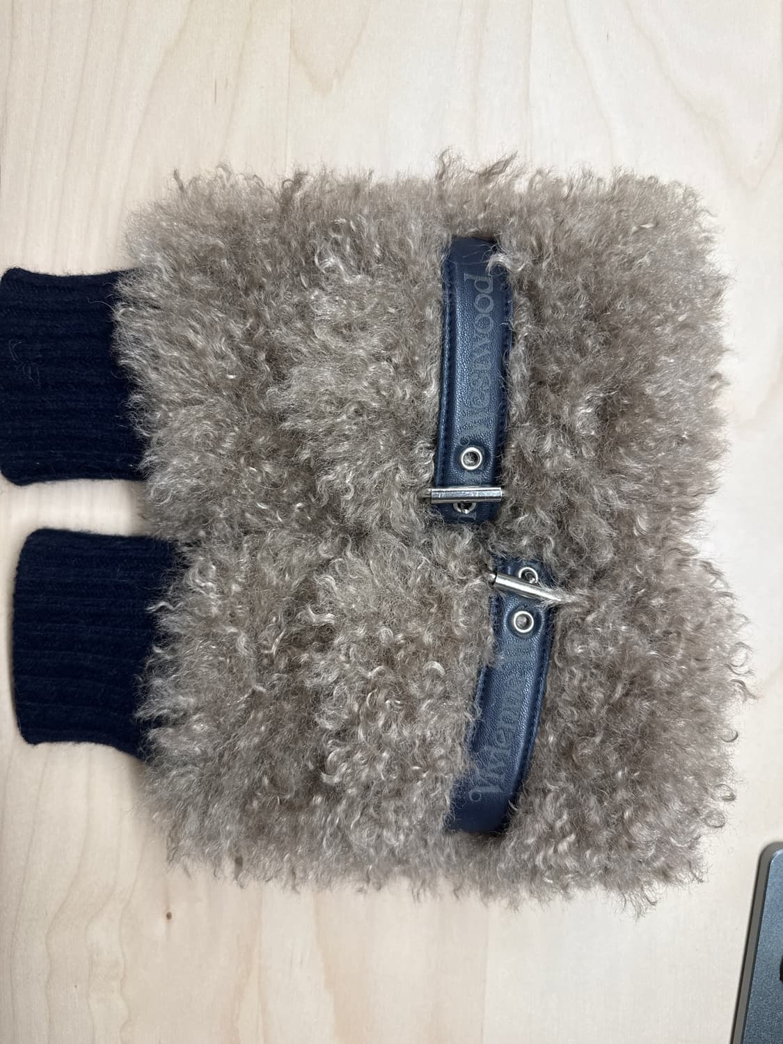 비비안웨스트우드 퍼장갑 상품이미지1