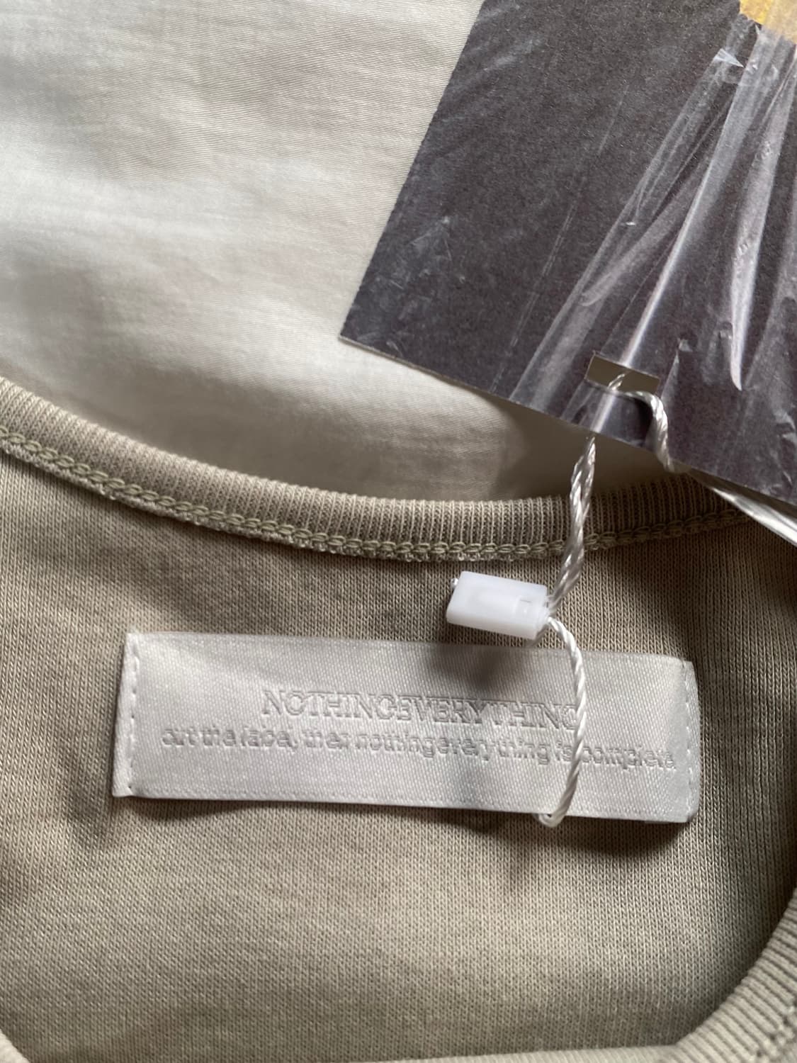 낫띵 에브리띵 사이드 버튼 슬리브 새제품 상품이미지3