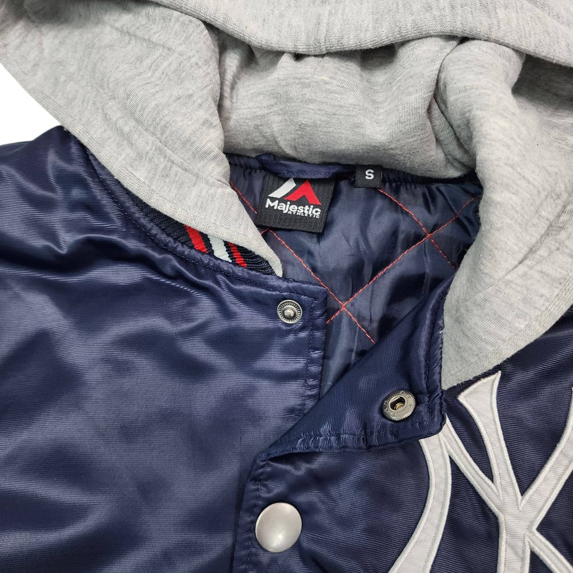 S Majestic 마제스틱 뉴욕 양키스 후드 바시티 자켓 상품이미지2