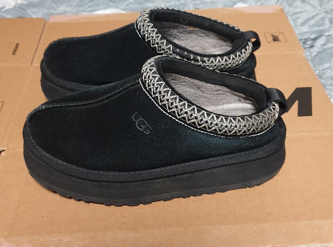 어그 USA 타즈 플랫폼 블랙 US 5W (230) 상품이미지3