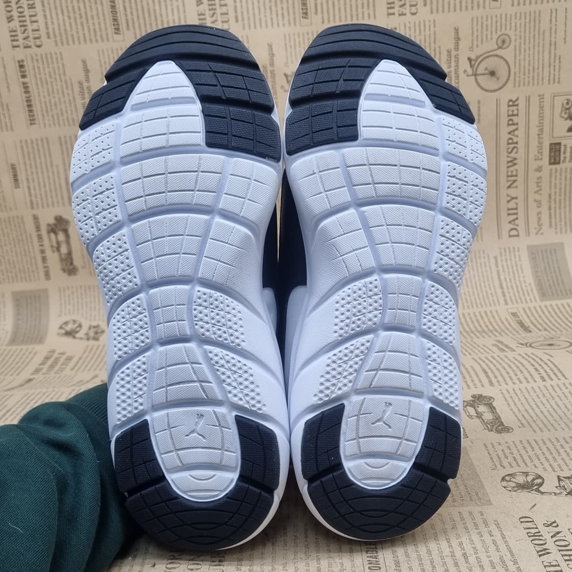 푸마 소프트라이드 플렉스 운동화245  상품이미지3