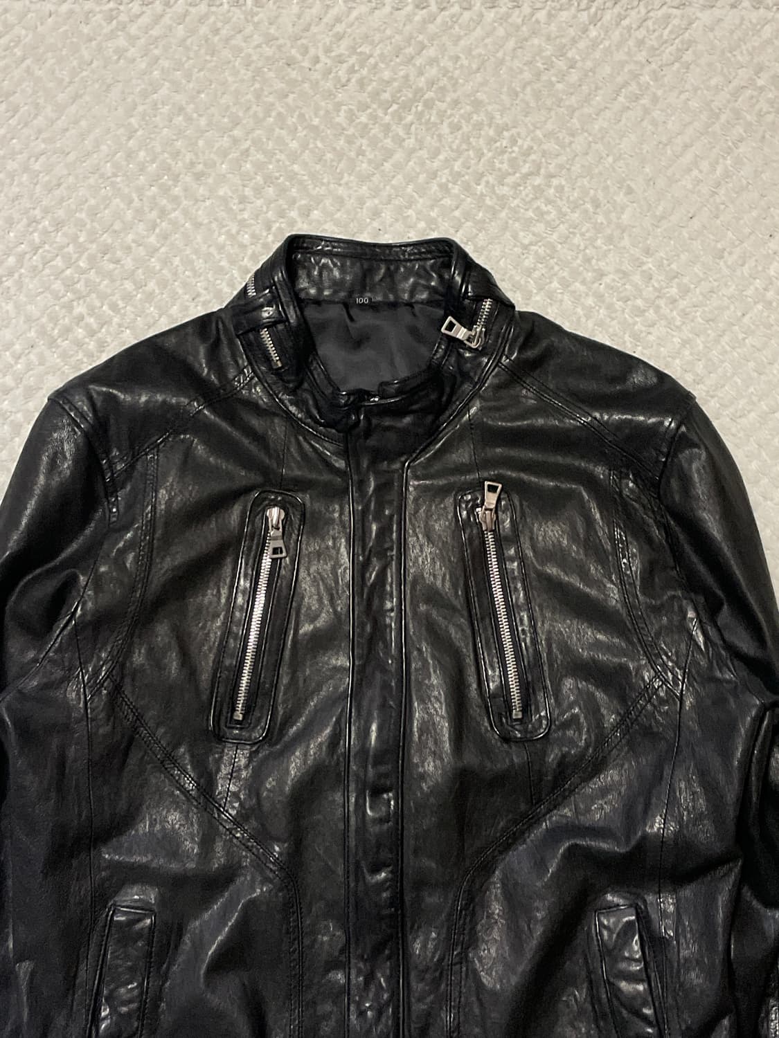 웨스턴 무드 이테리 램스킨 양가죽 절개 레더 자켓 상품이미지3