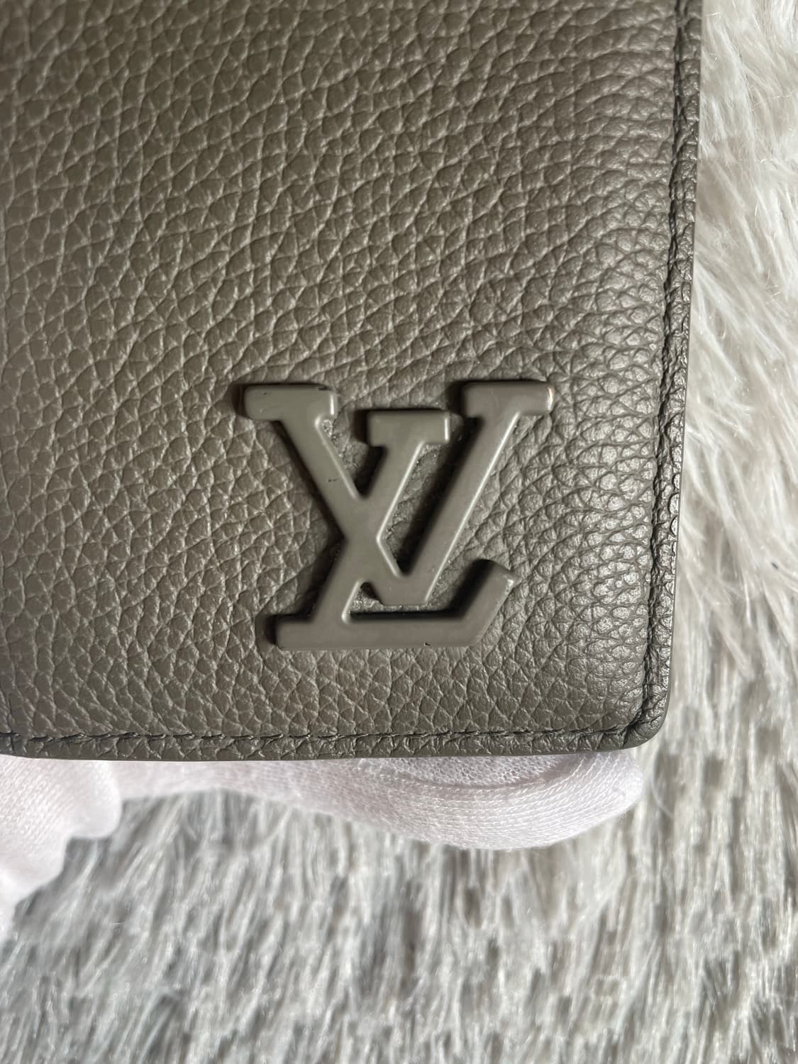 [정품/A급] 루이비통 에어로그램 오거나이저 카드지갑 카키 상품이미지3