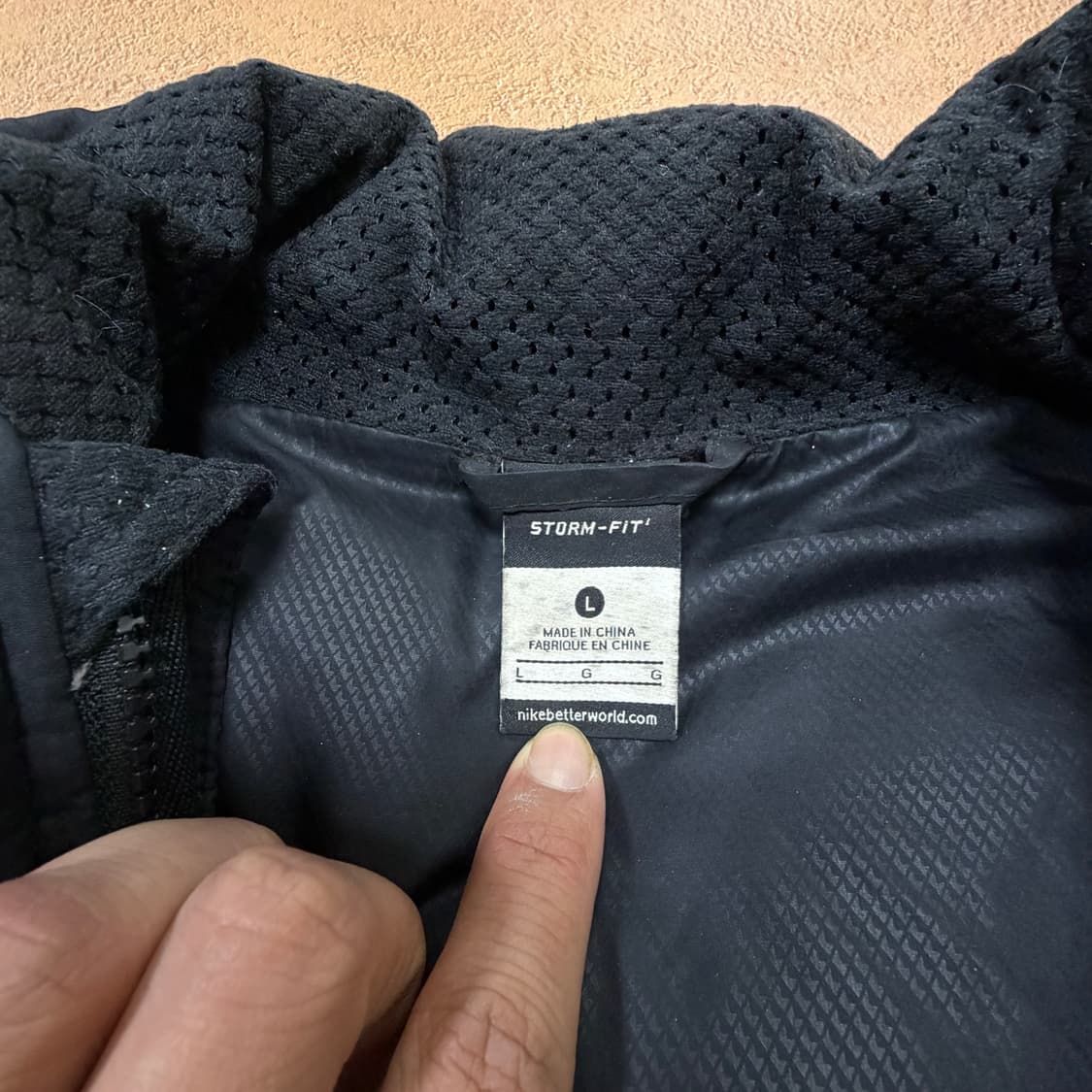 나이키 올드스쿨 레드스우시 투웨이 덕다운 패딩 상품이미지2