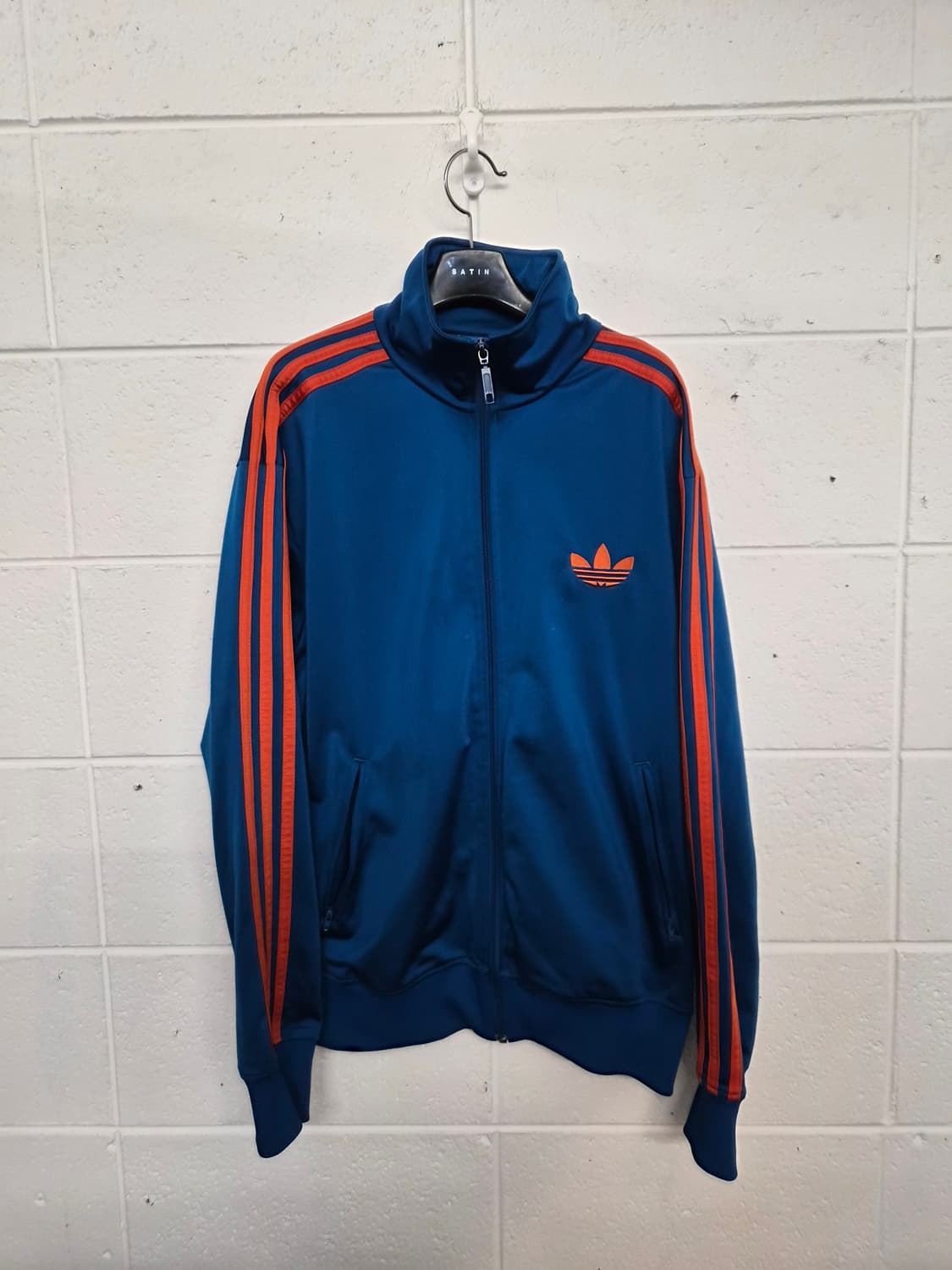 105) 아디다스 파이어버드 트랙탑 져지 블루/오렌지 팝니다 상품이미지1