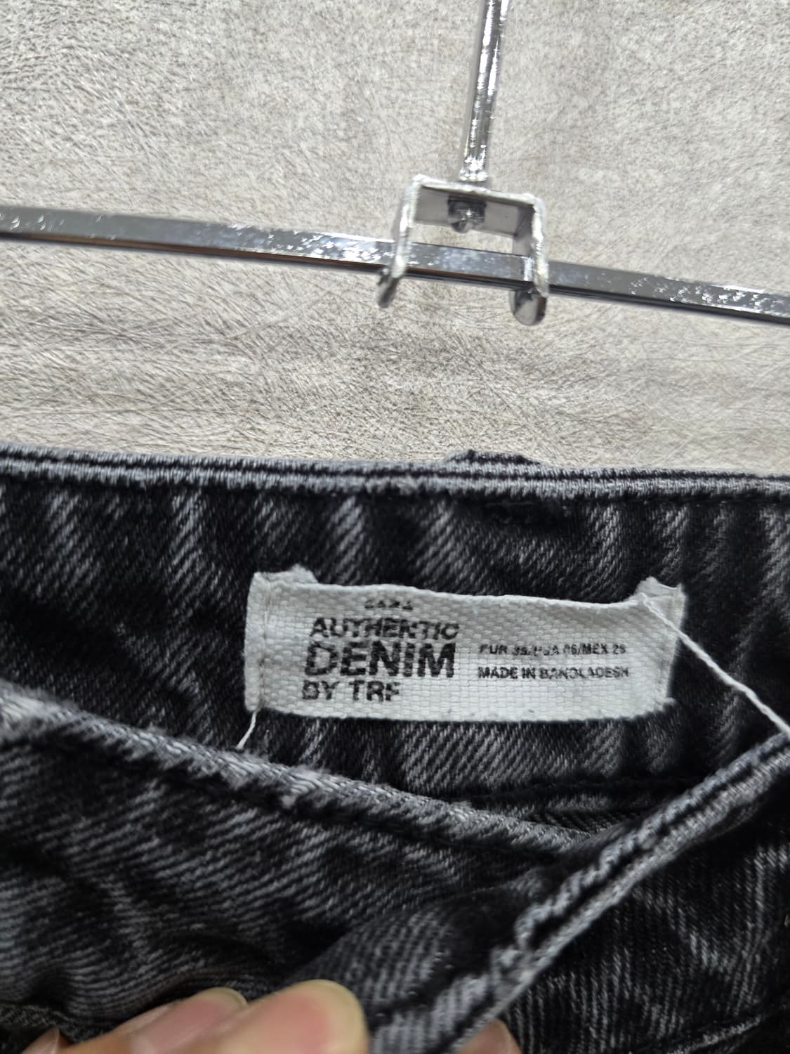 자라 TRF 컬렉션 블랙 데님 숏팬츠 상품이미지5