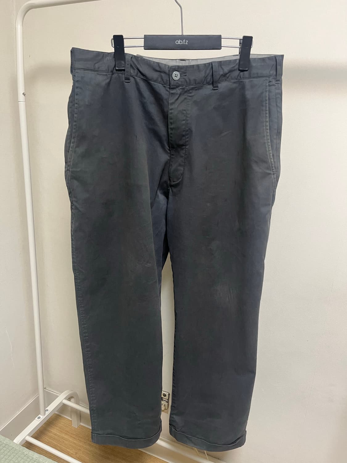 빔즈 SSZ 24년도 겟 헤머드 치노 팬츠 그레이 상품이미지5