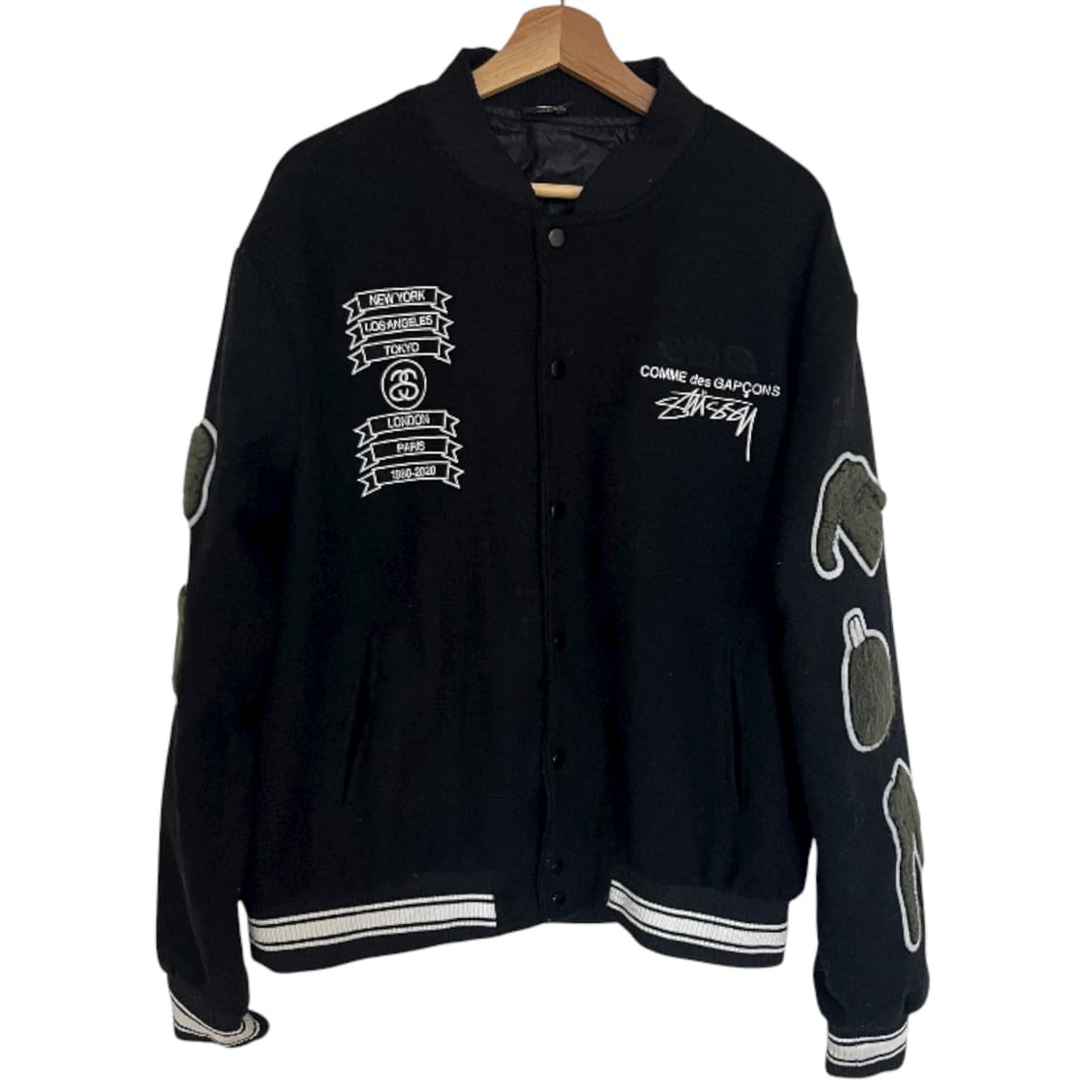 [L] 스투시 x 꼼데가르송 바시티 자켓 상품이미지1