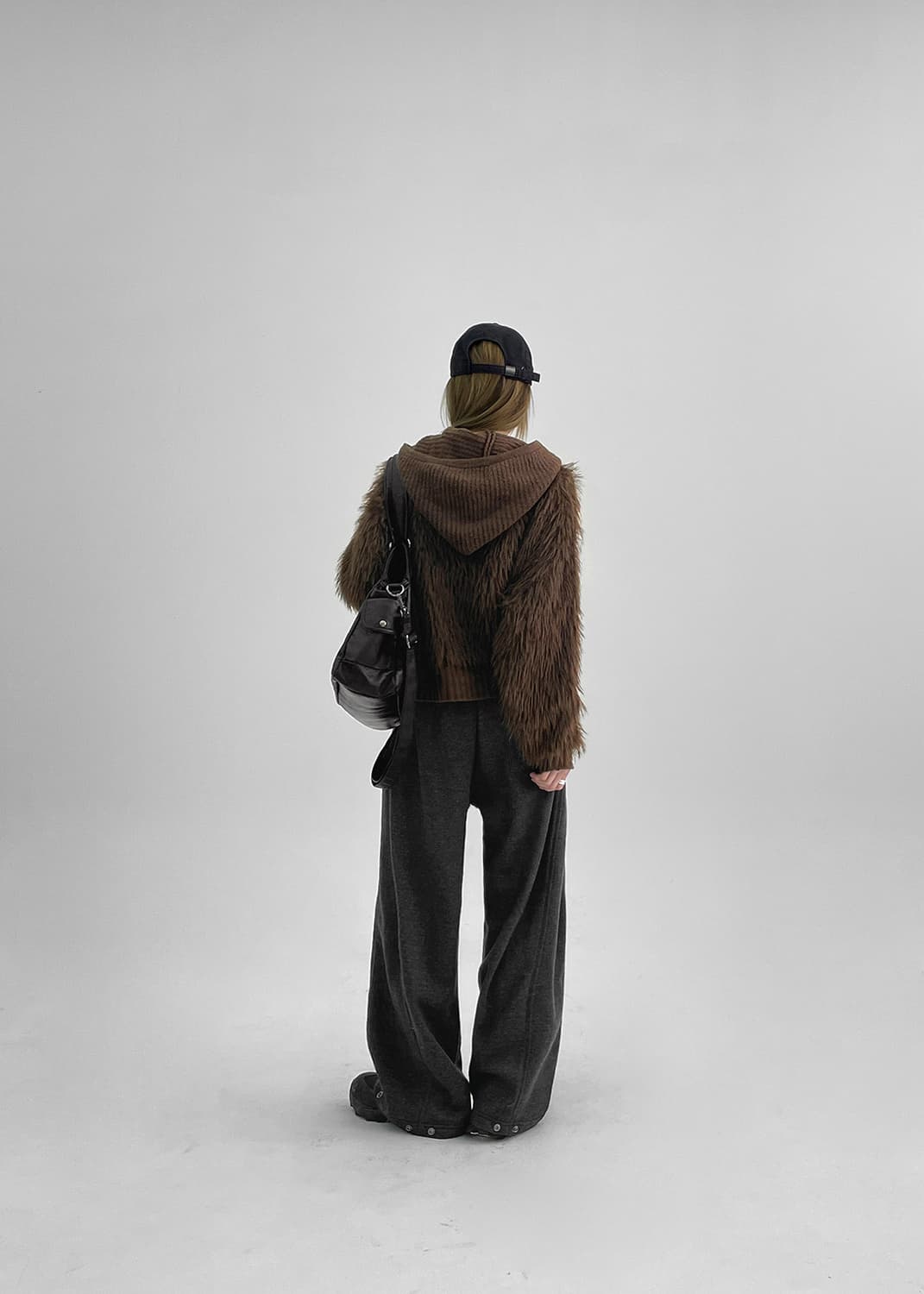 블랙업 레빗스 퍼 후드 가디건 상품이미지3