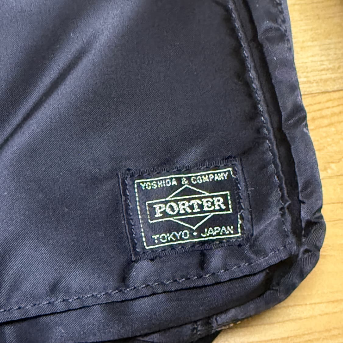 요시다포터 탱커 숄더백 L 상품이미지3