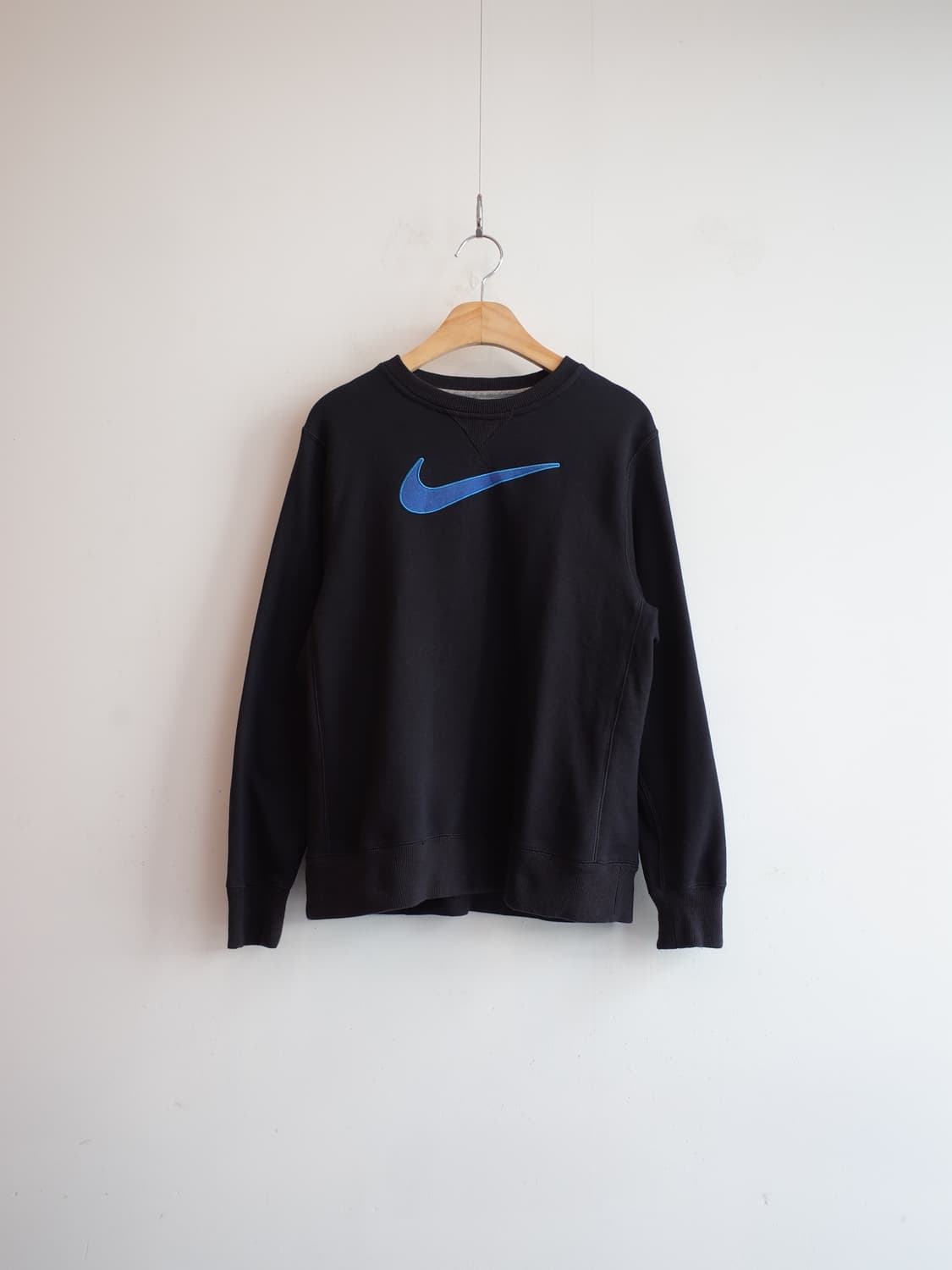 NIKE 나이키 코튼 스우시 자수 맨투맼 상품이미지1