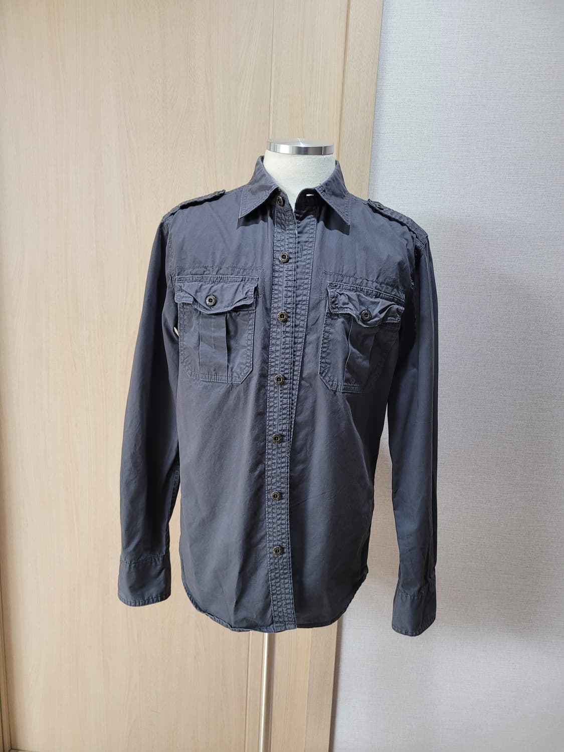 후아유 WHO.A.U 남자 야상형 셔츠 L 그레이 상품이미지1