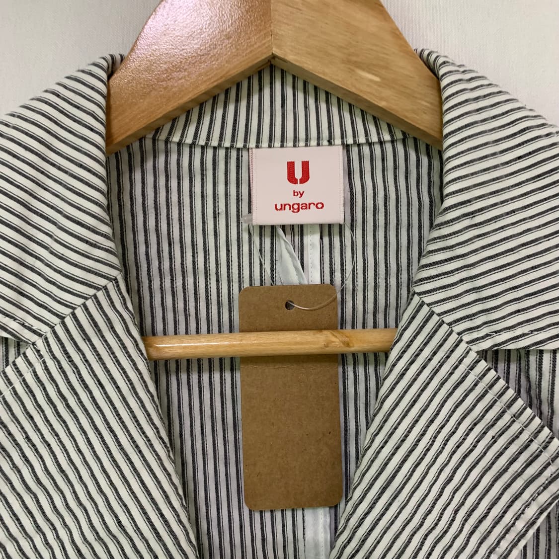 Ungaro 웅가로 스트라이프 린넨혼용 원버튼 슬림라인 여성 자켓 상품이미지3