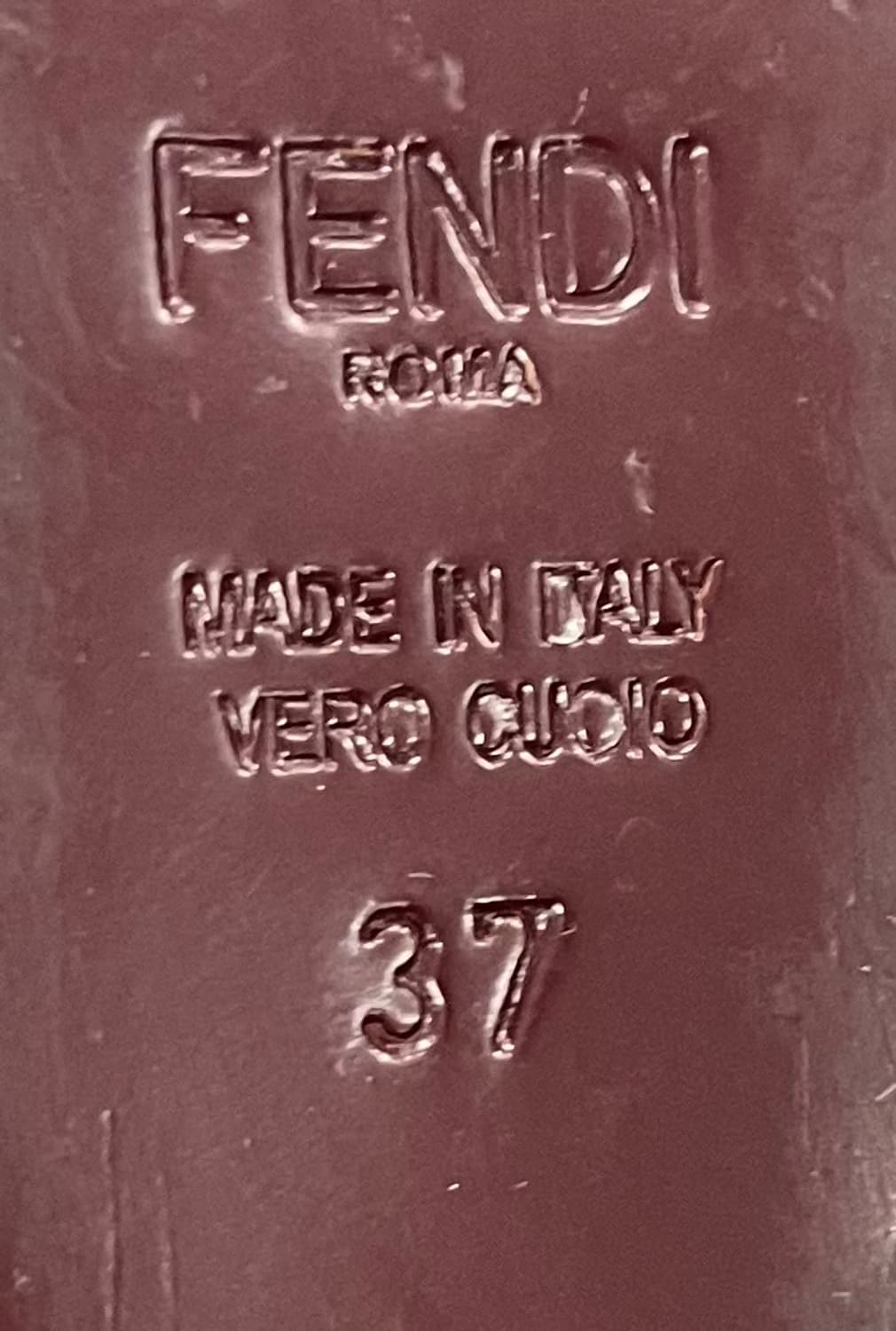 펜디 블랙 큐빅 플랫 슈즈 37 상품이미지8