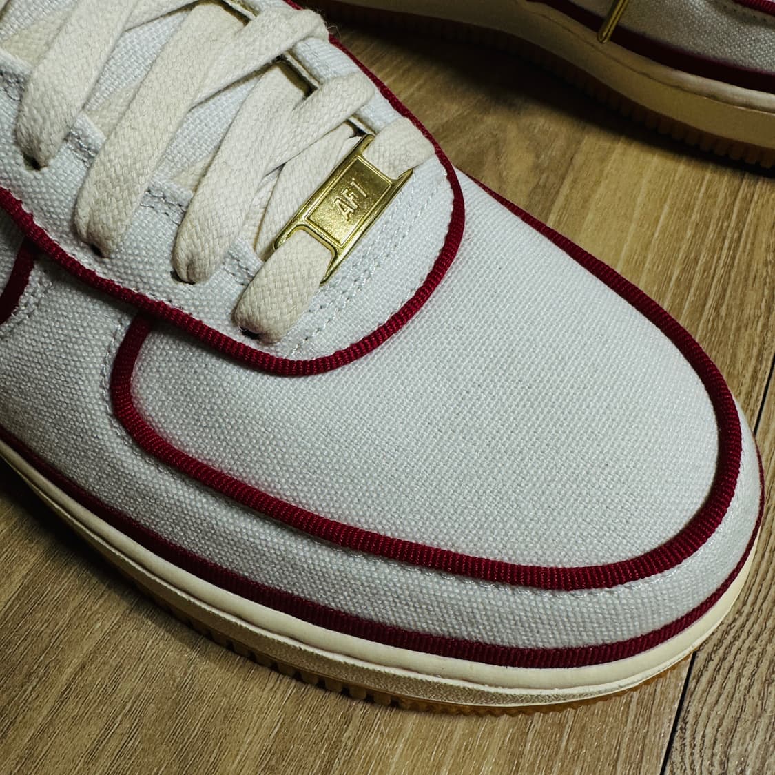 나이키 에어 포스 1 하이 '07 LV8 "세일" 블러드라인 레드 상품이미지5