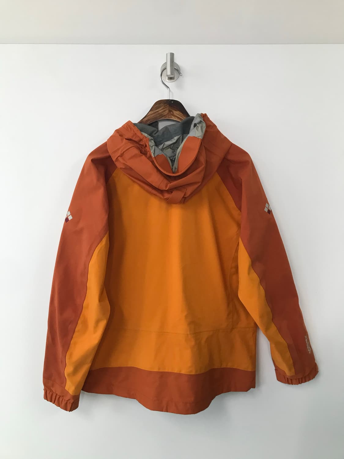 몽벨 고어텍스 소프트쉘 코프코어 투웨이 자켓 상품이미지3