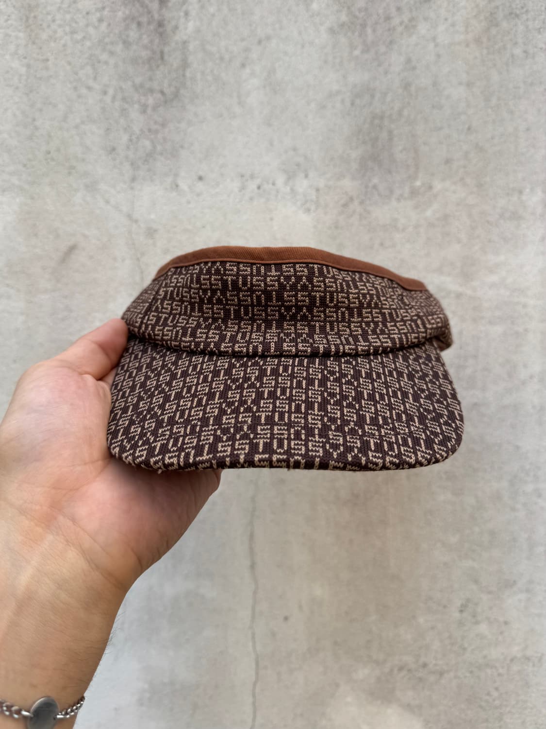 00s 스투시 Fendi Parody Visor  상품이미지1