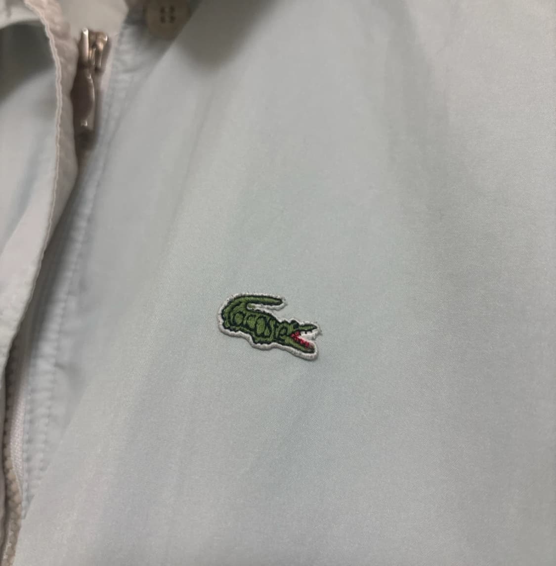 라코스테 (서광) 빈티지 회색끼 있는 하늘색 바람막이 자켓 상품이미지2